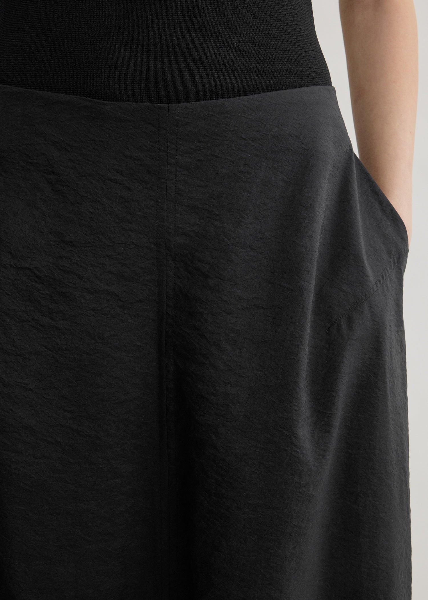 Parachute skirt black