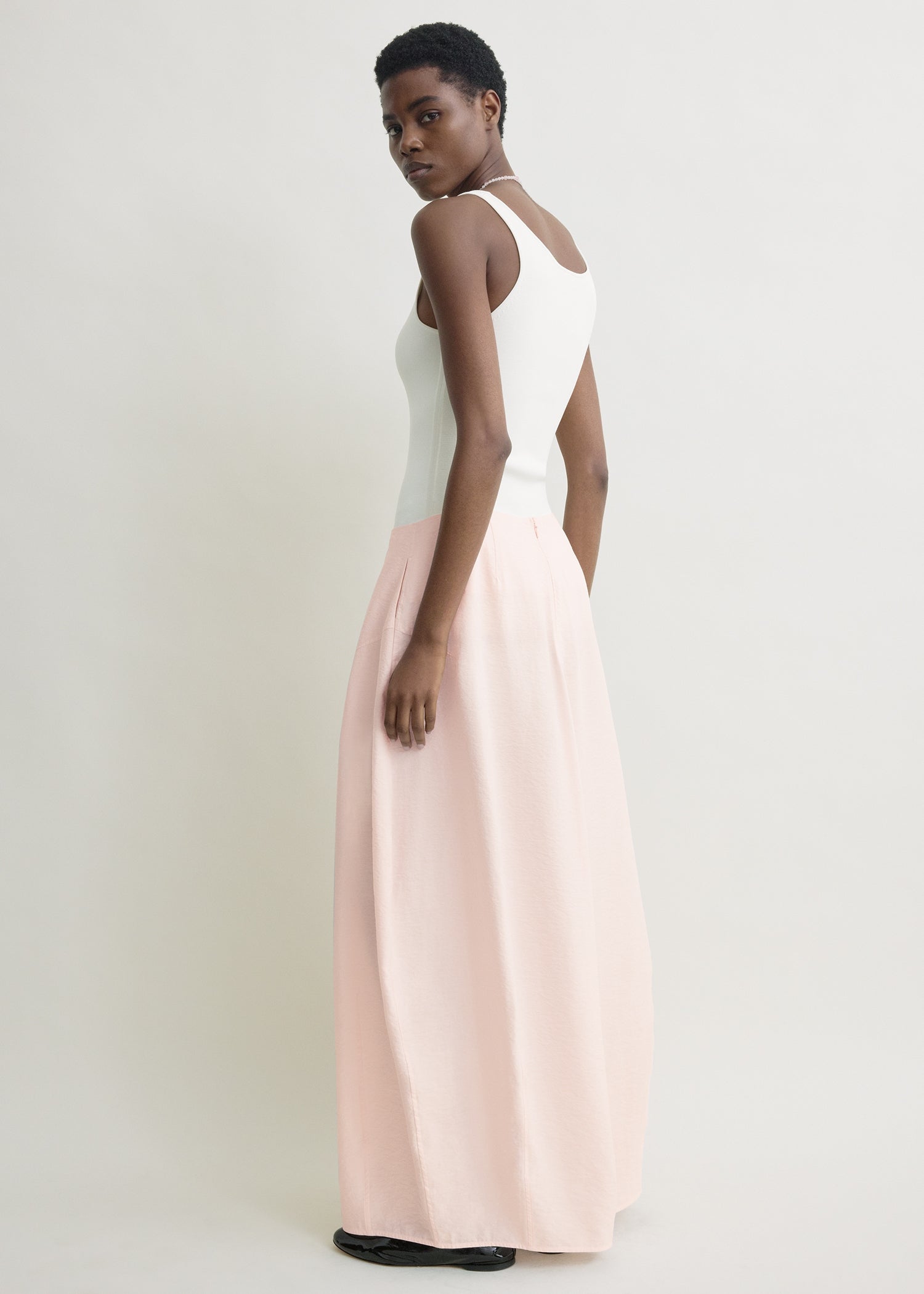 Parachute skirt bloom