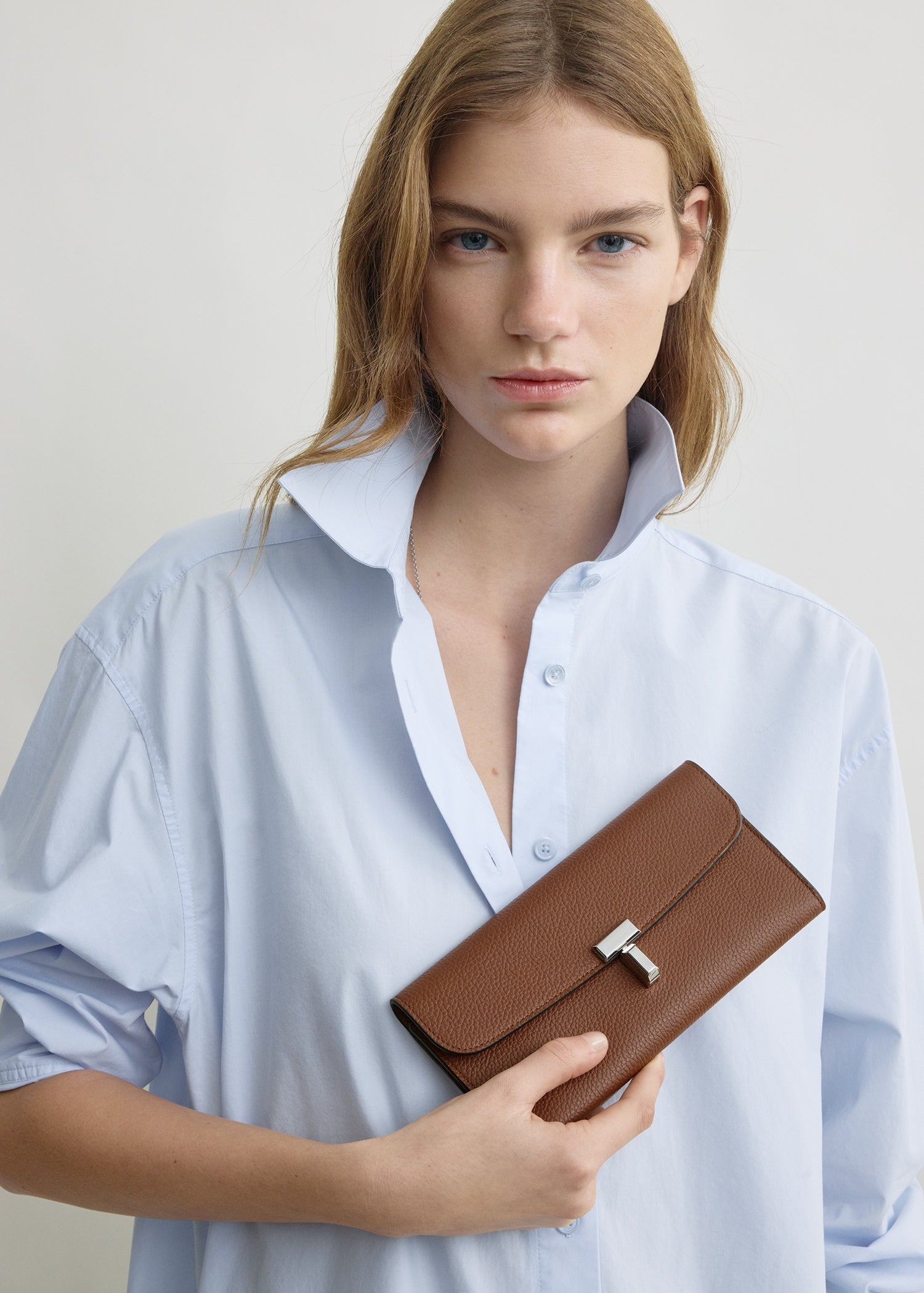 T-lock grained-leather wallet sienna