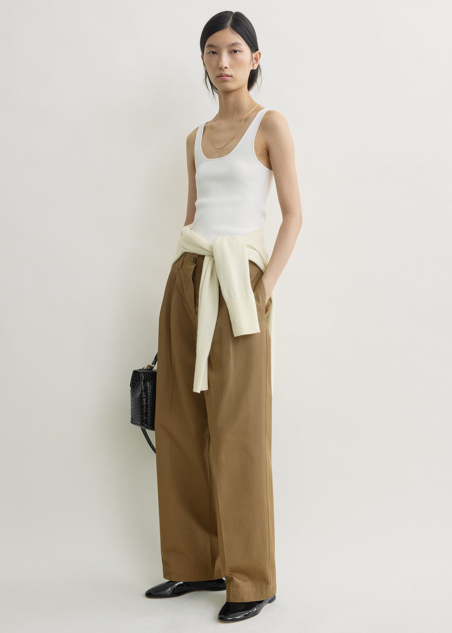 Relaxed chino trousers hazel