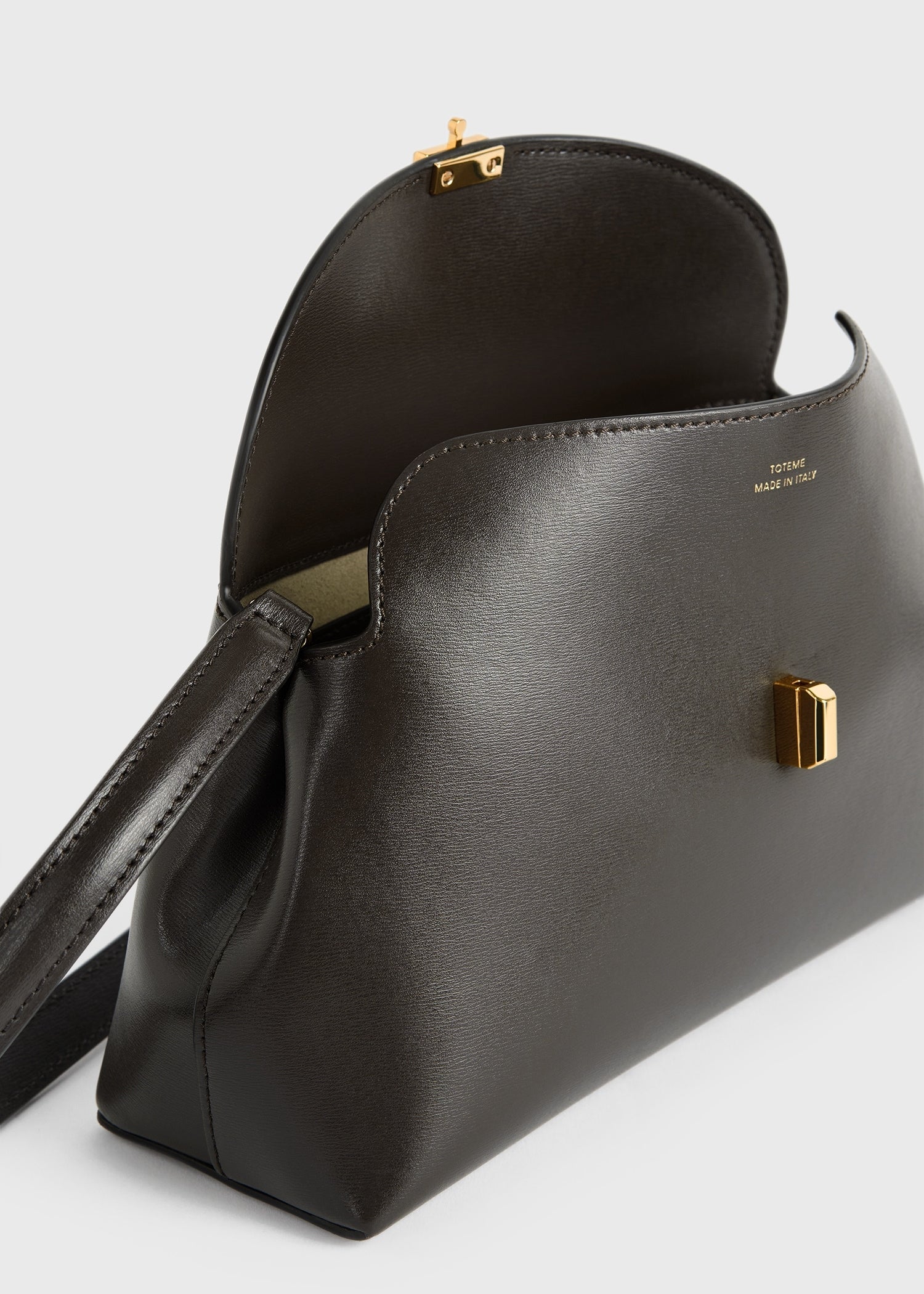 T-lock leather clutch bark