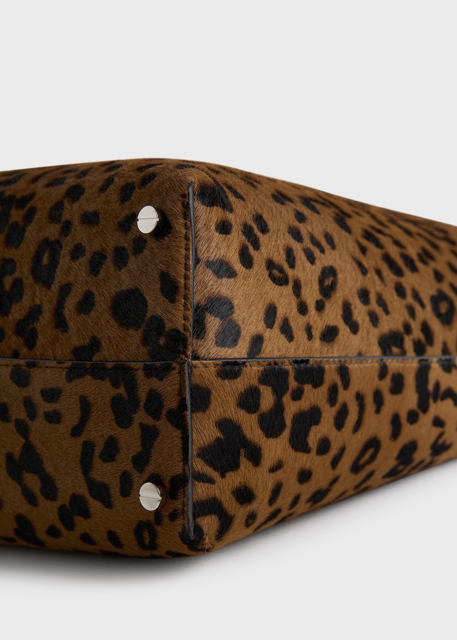 Bevel pony hair bag leopard
