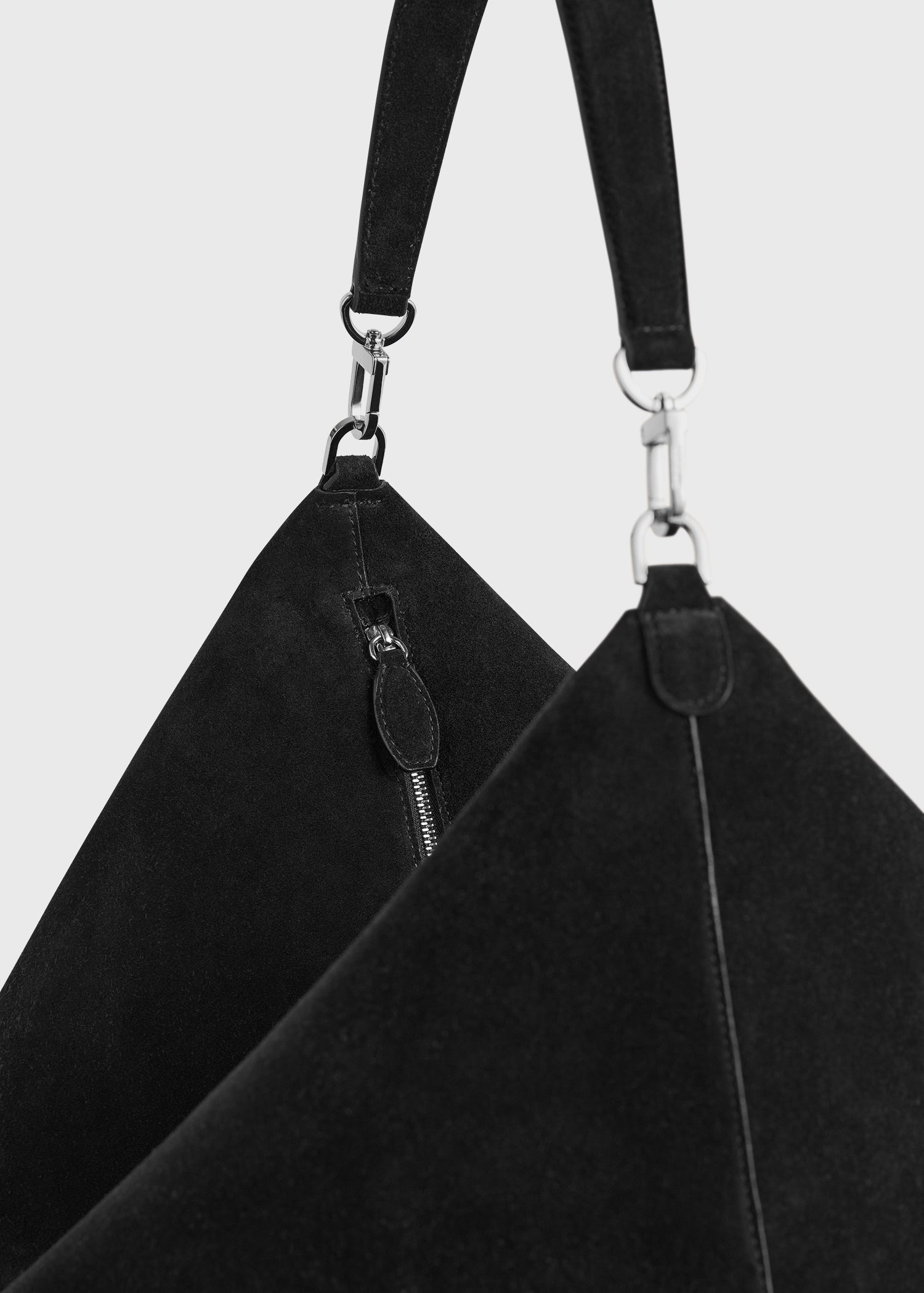 Bevel suede bag black