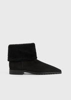 Fold-down shearling boots black