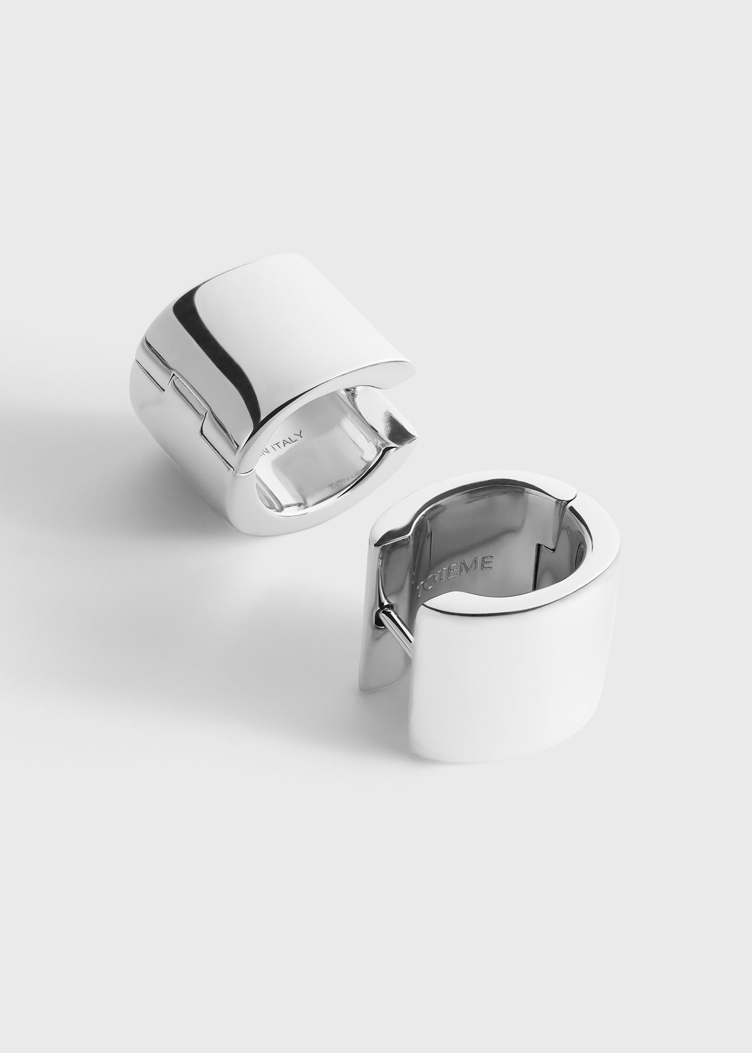 Petite signature hoops silver