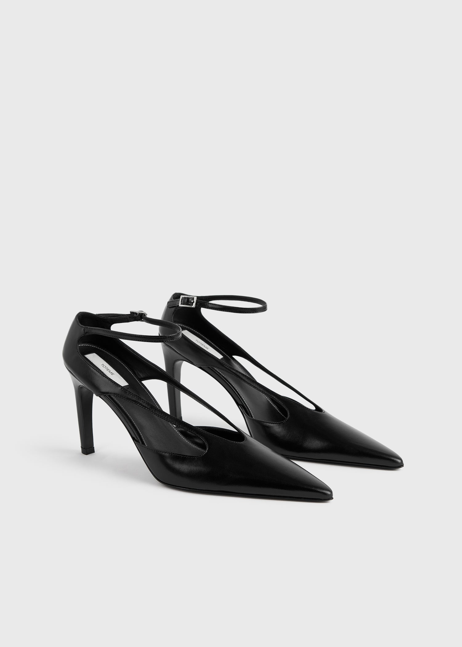 Leather stiletto pumps black