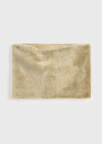 Plush shearling muff rye