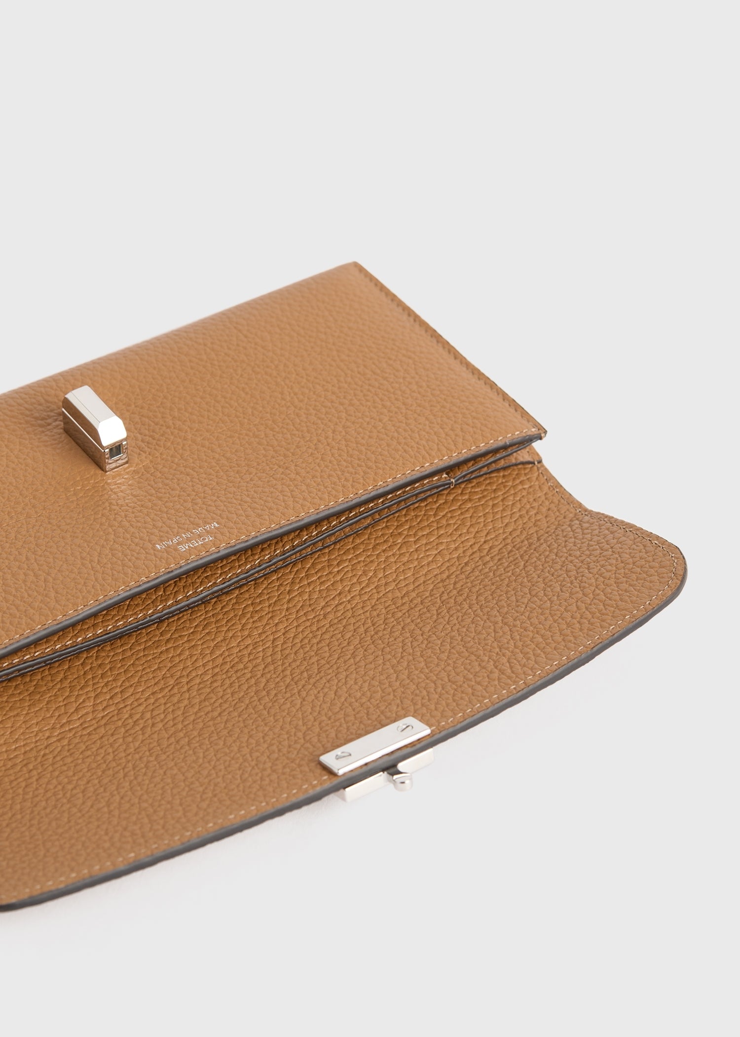 T-lock grained-leather wallet tan