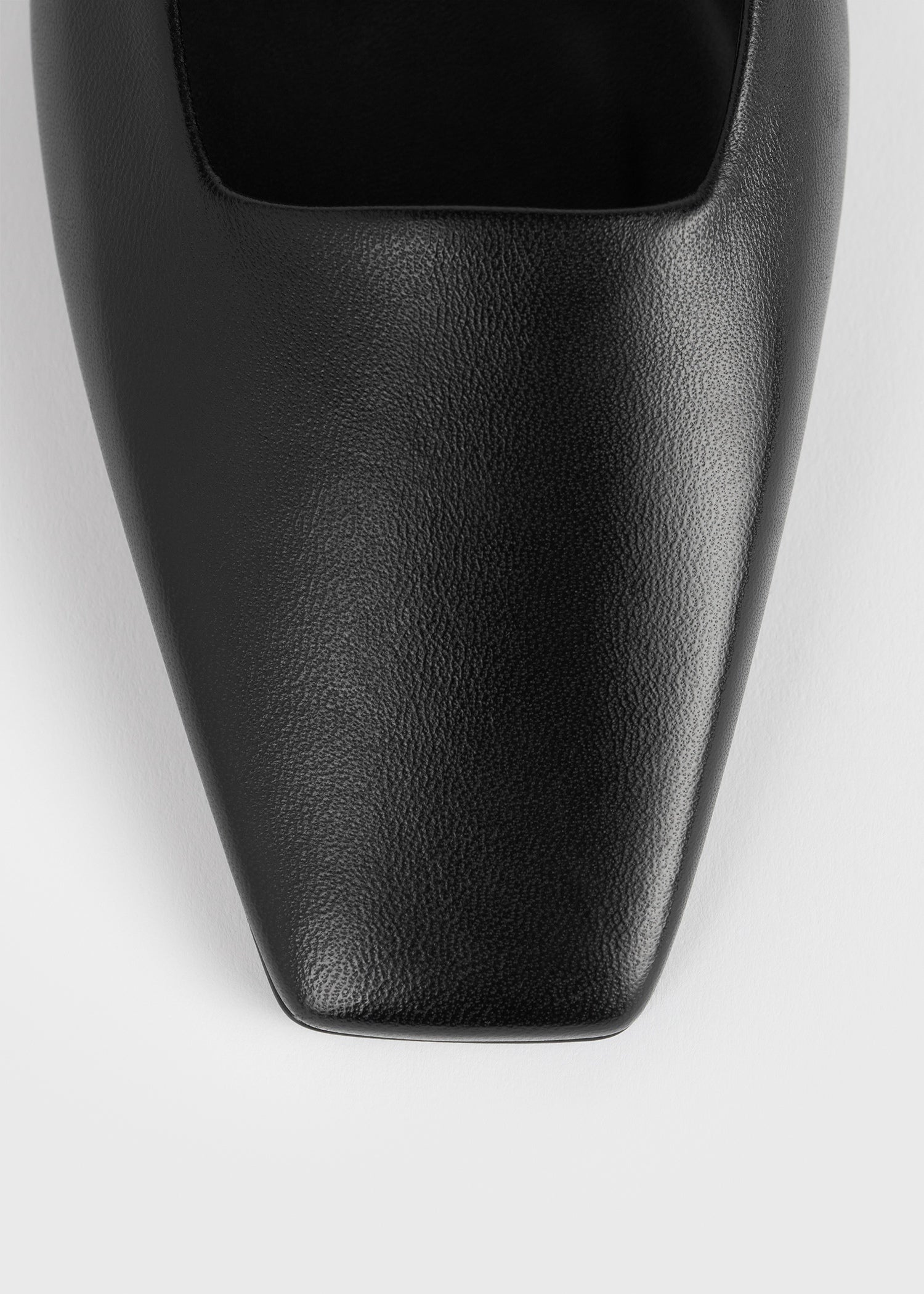 Square leather kitten mules black