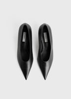 Sharp nappa kitten pumps black