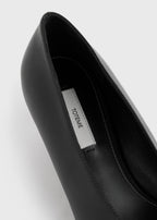Sharp nappa kitten pumps black