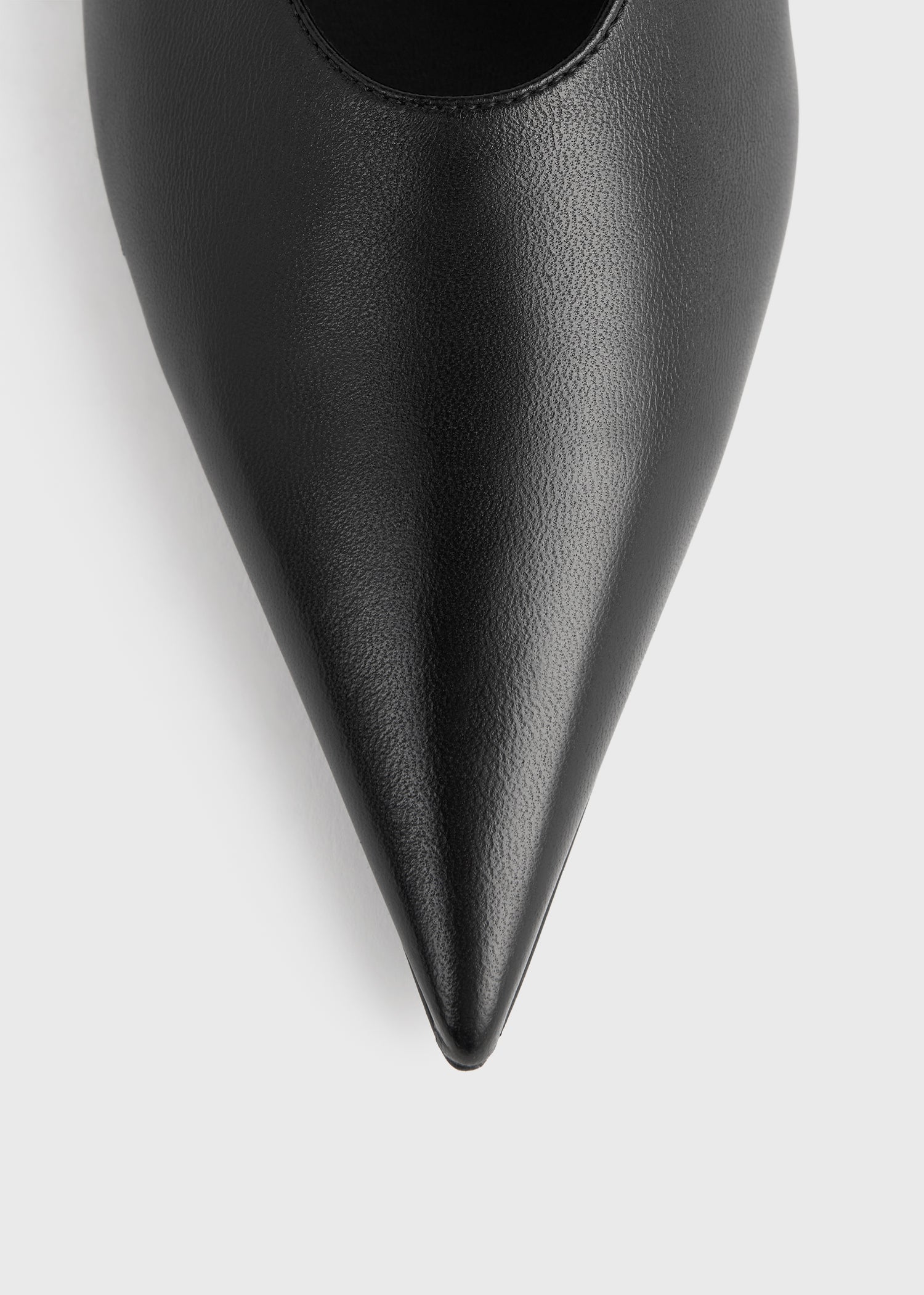 Sharp nappa kitten pumps black