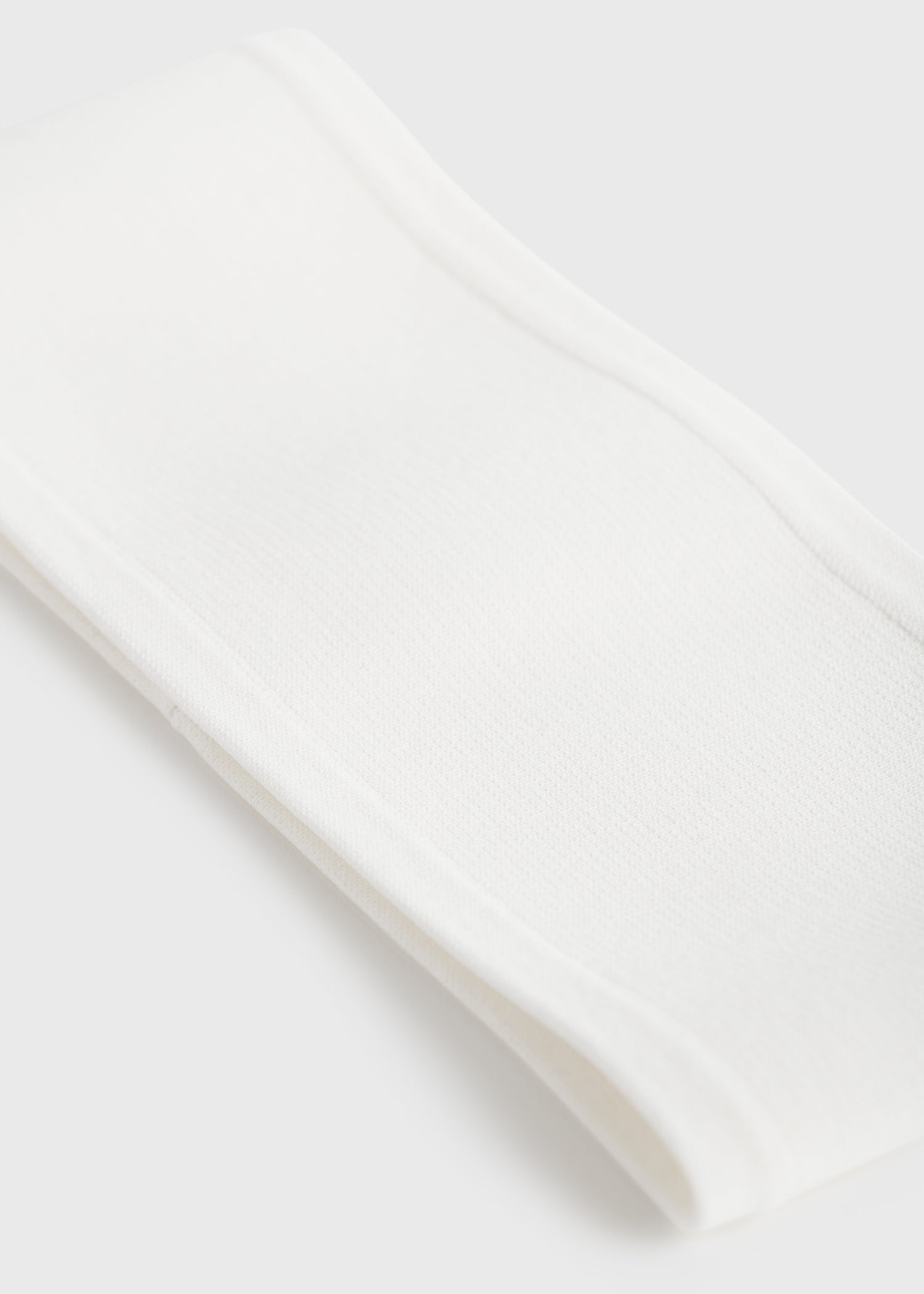 Compact knit headband white