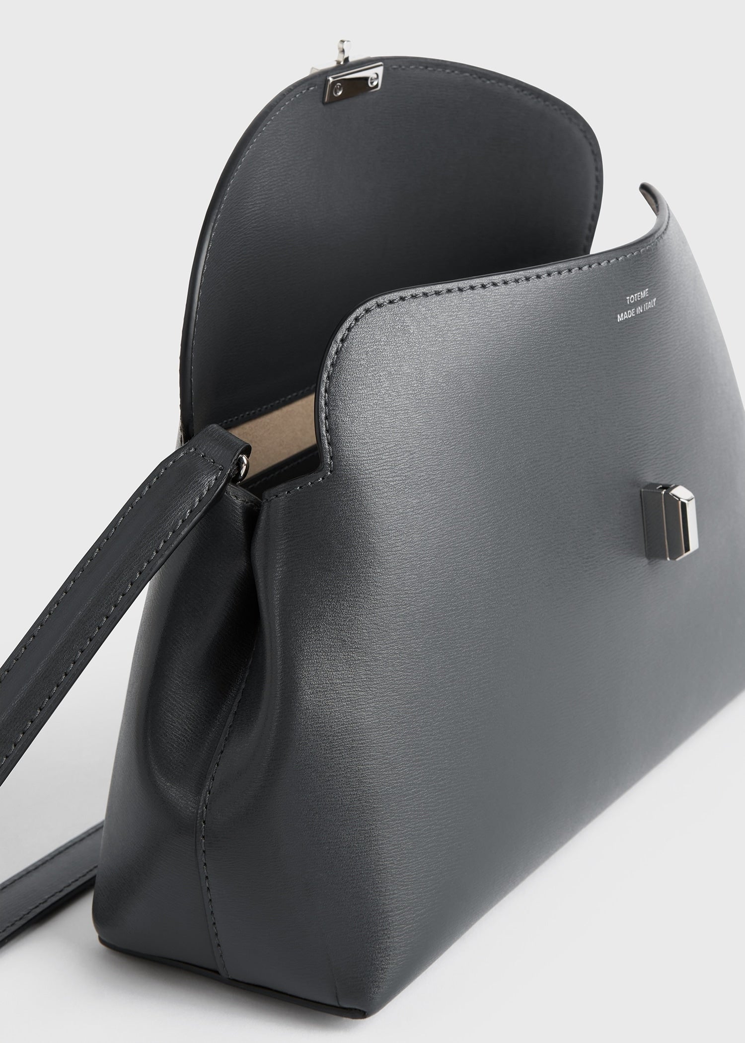 T-lock leather clutch shark