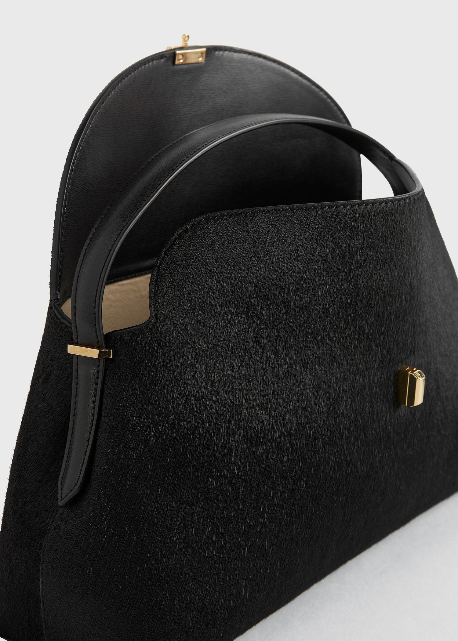 T-lock pony hair top handle black