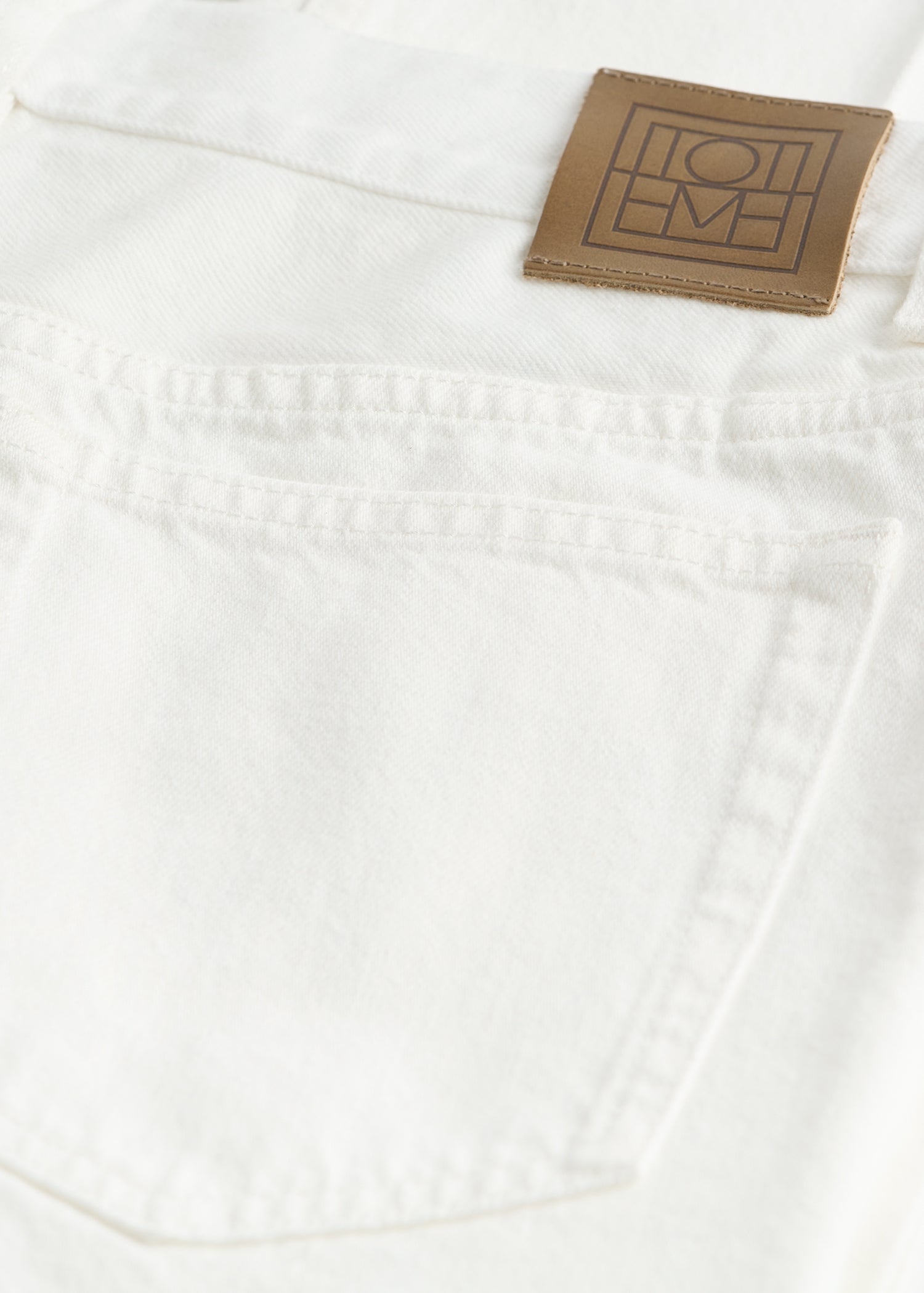 Kick flare denim off-white