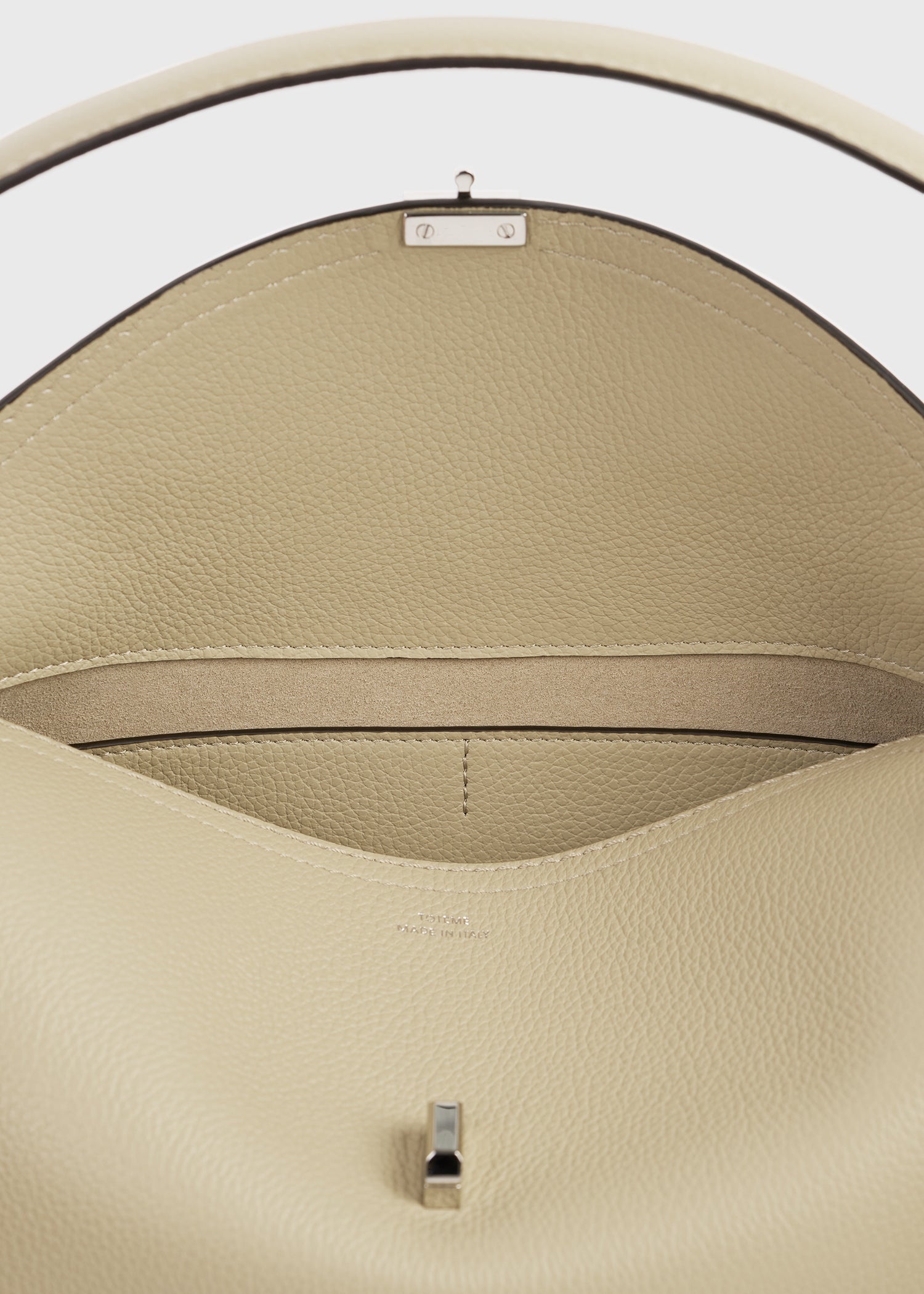 T-lock grained-leather shoulder cashew