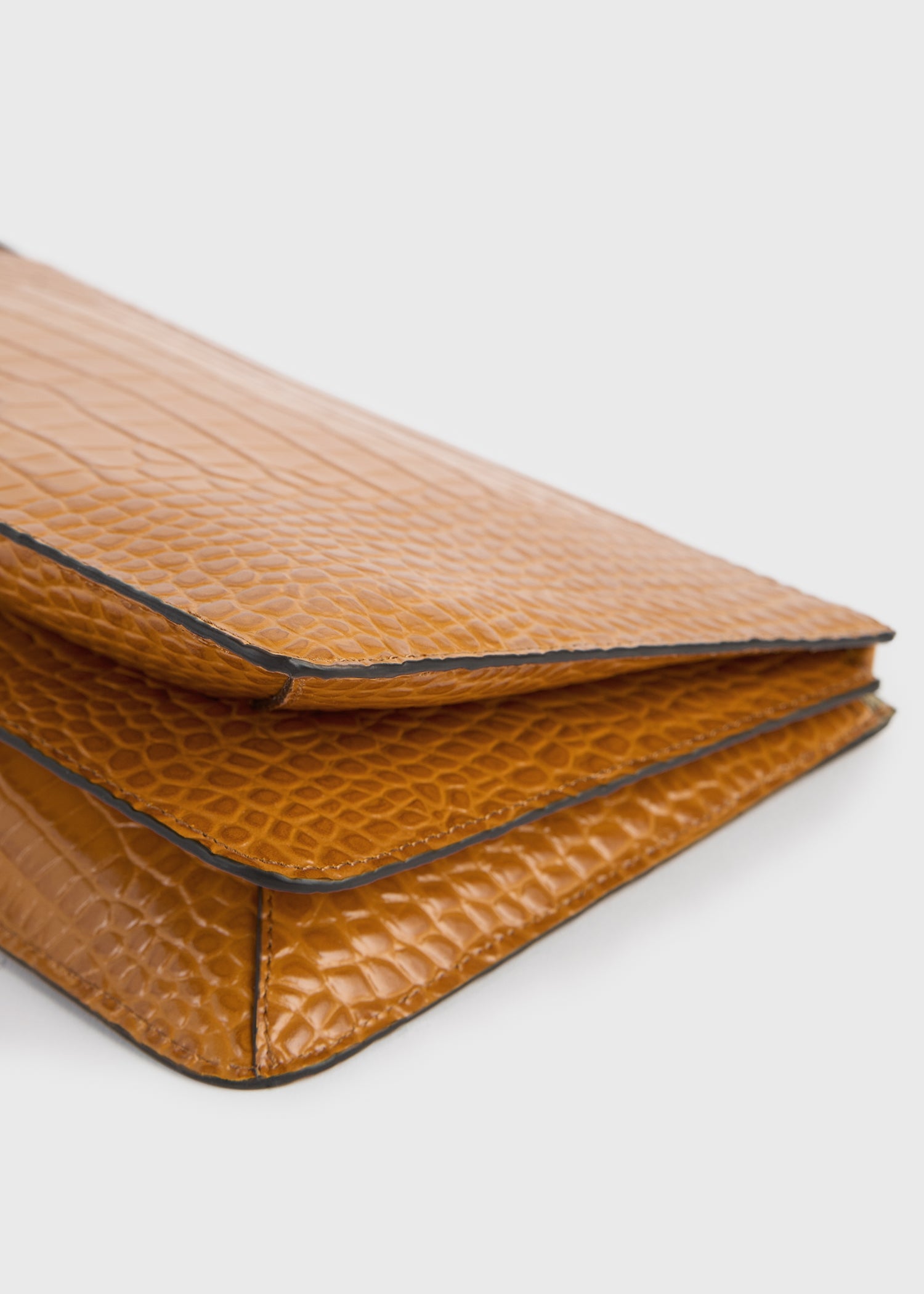Threefold croco-embossed clutch tangerine