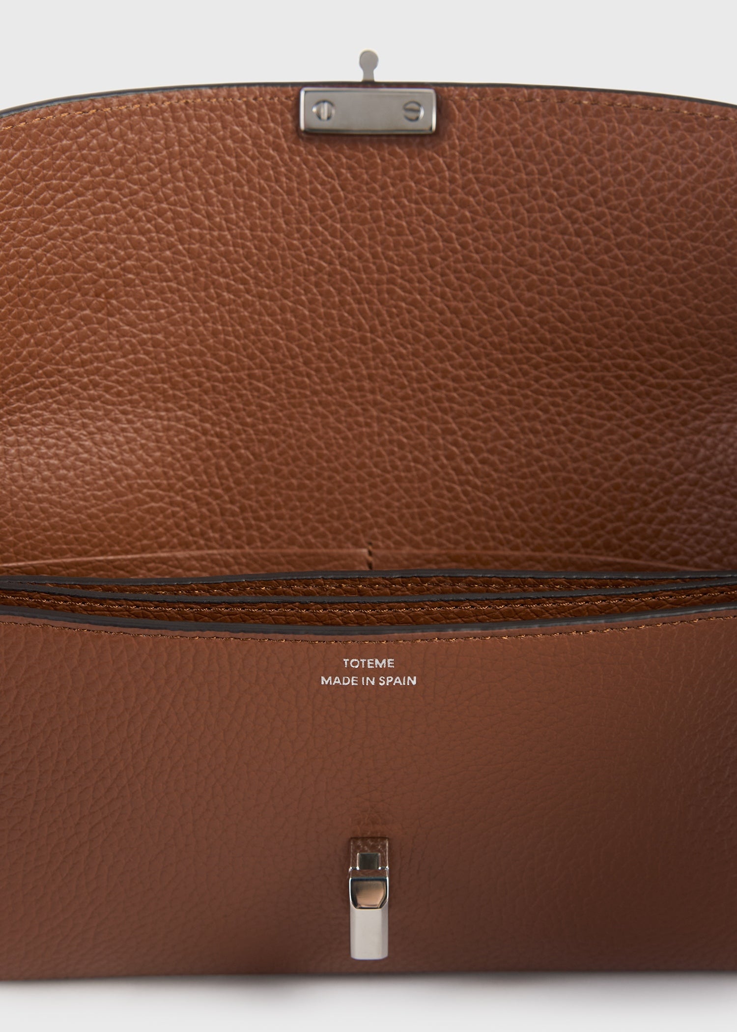 T-lock grained-leather wallet sienna