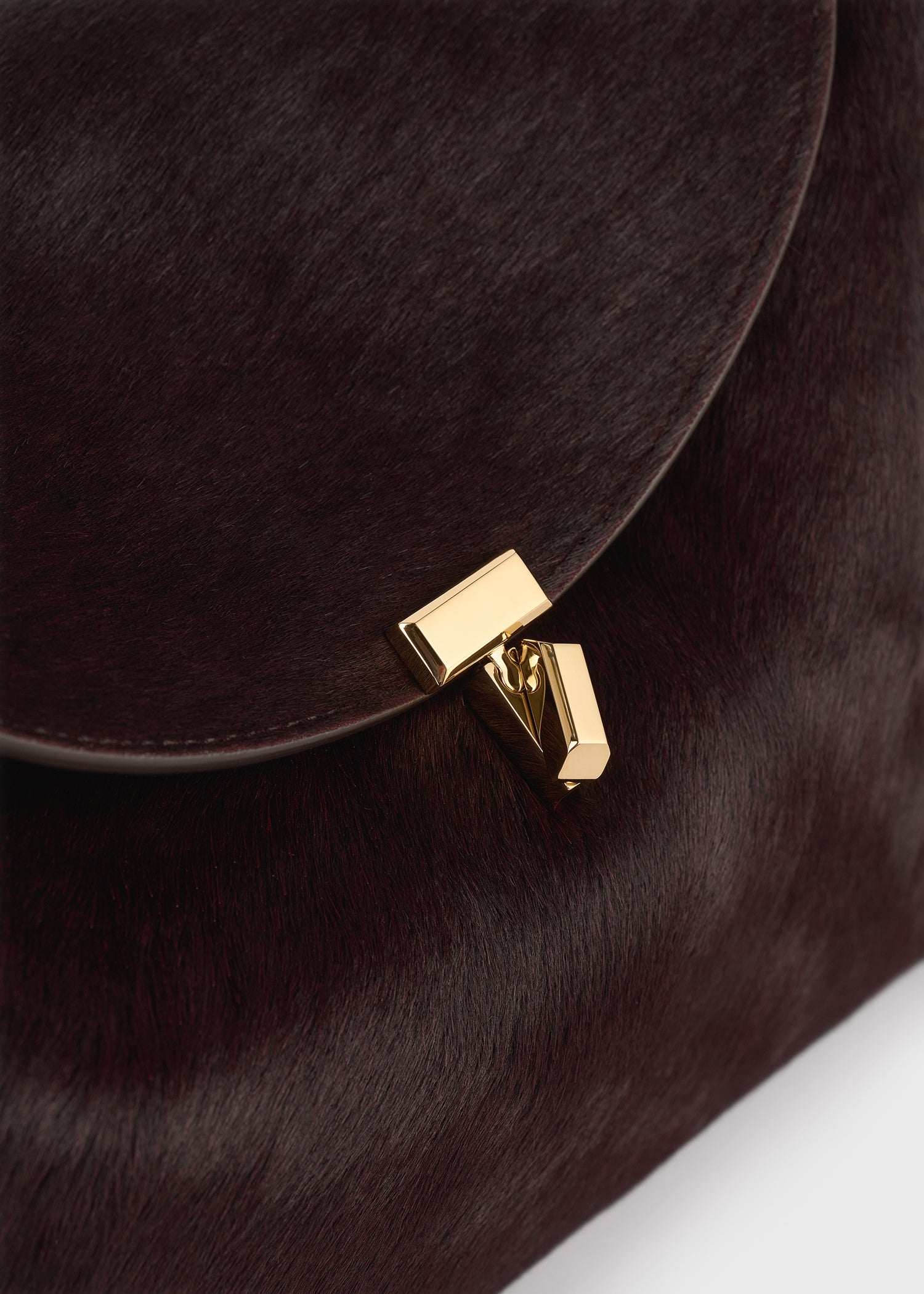 T-lock pony hair top handle wine