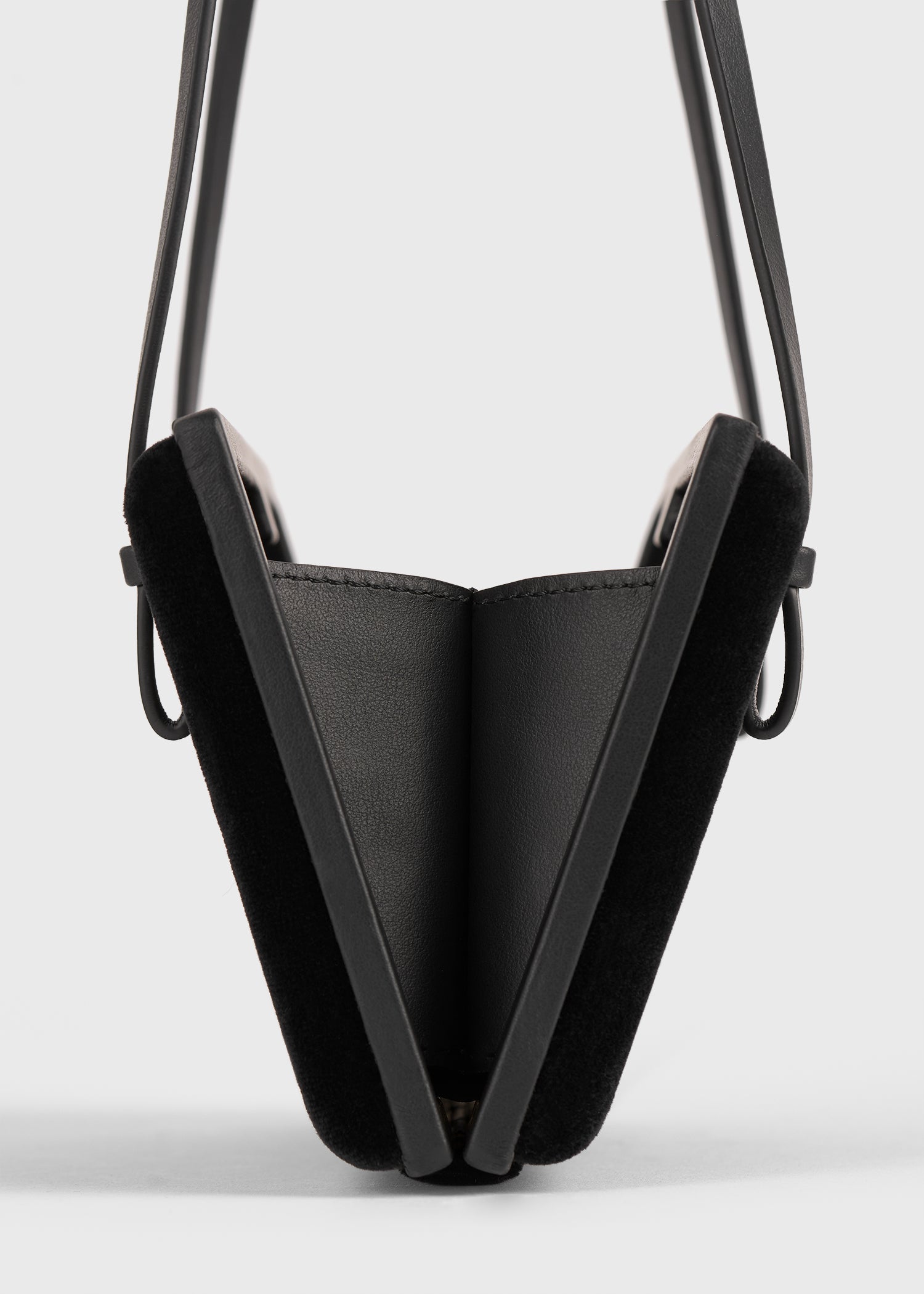 Cocktail velvet bag black