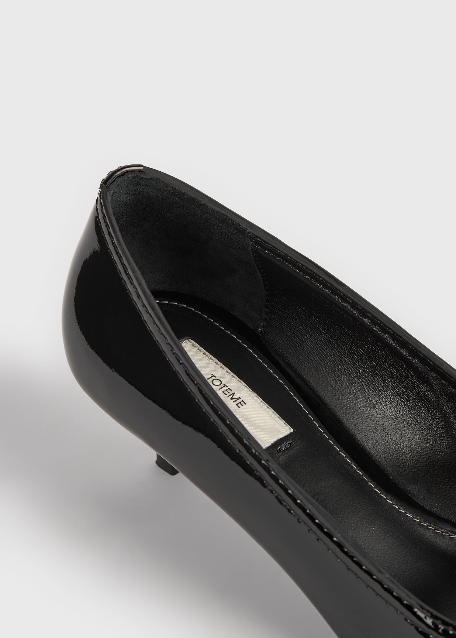 Patent loafer pumps black