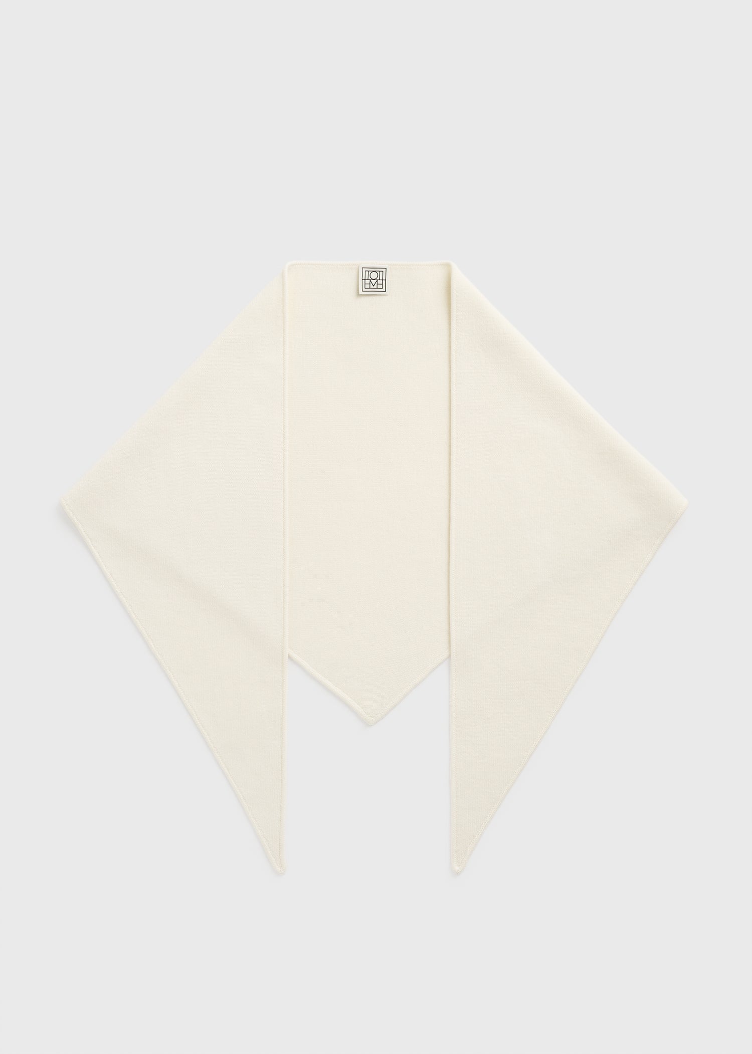 Triangle wool scarf ecru