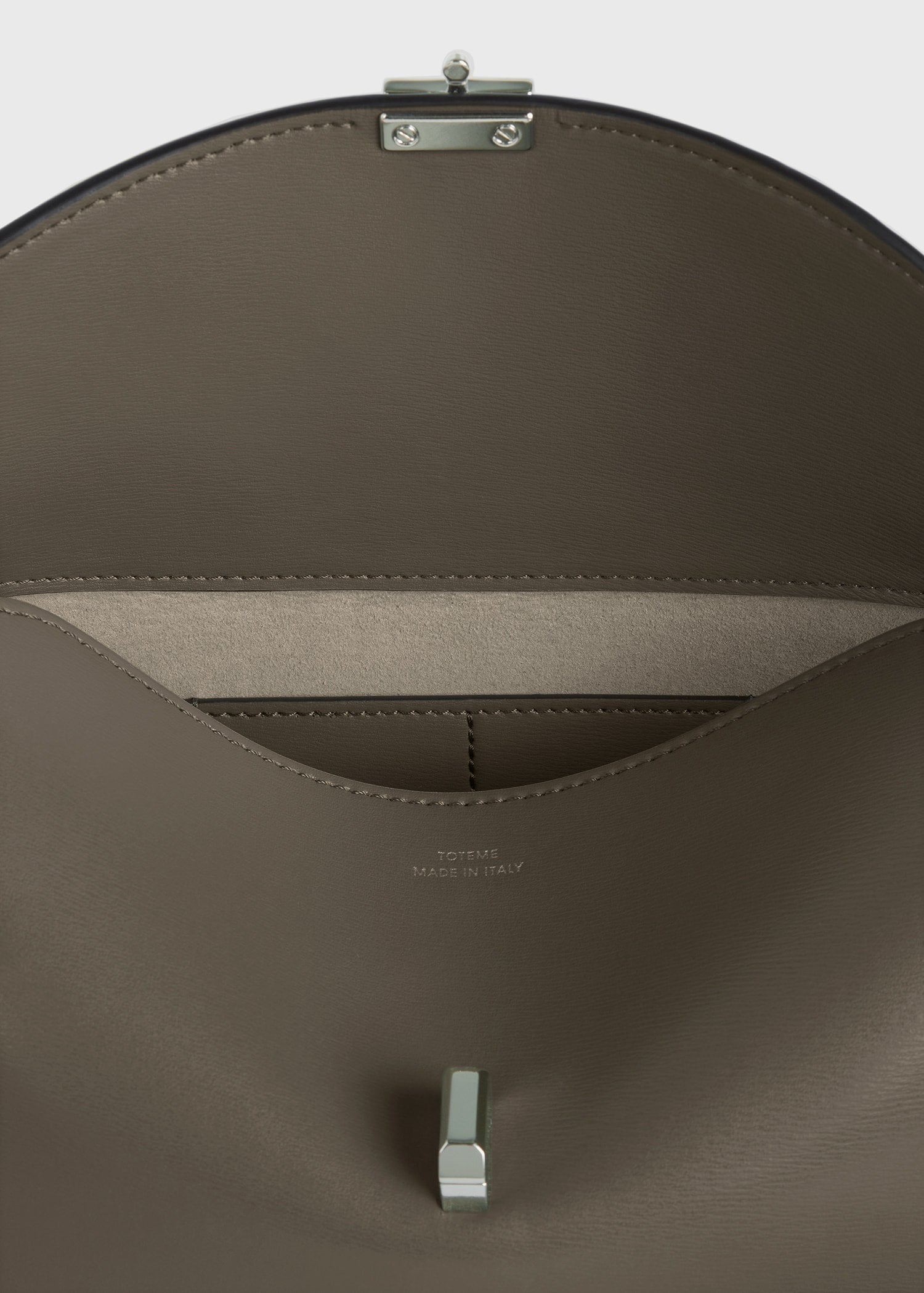 T-lock leather clutch ash