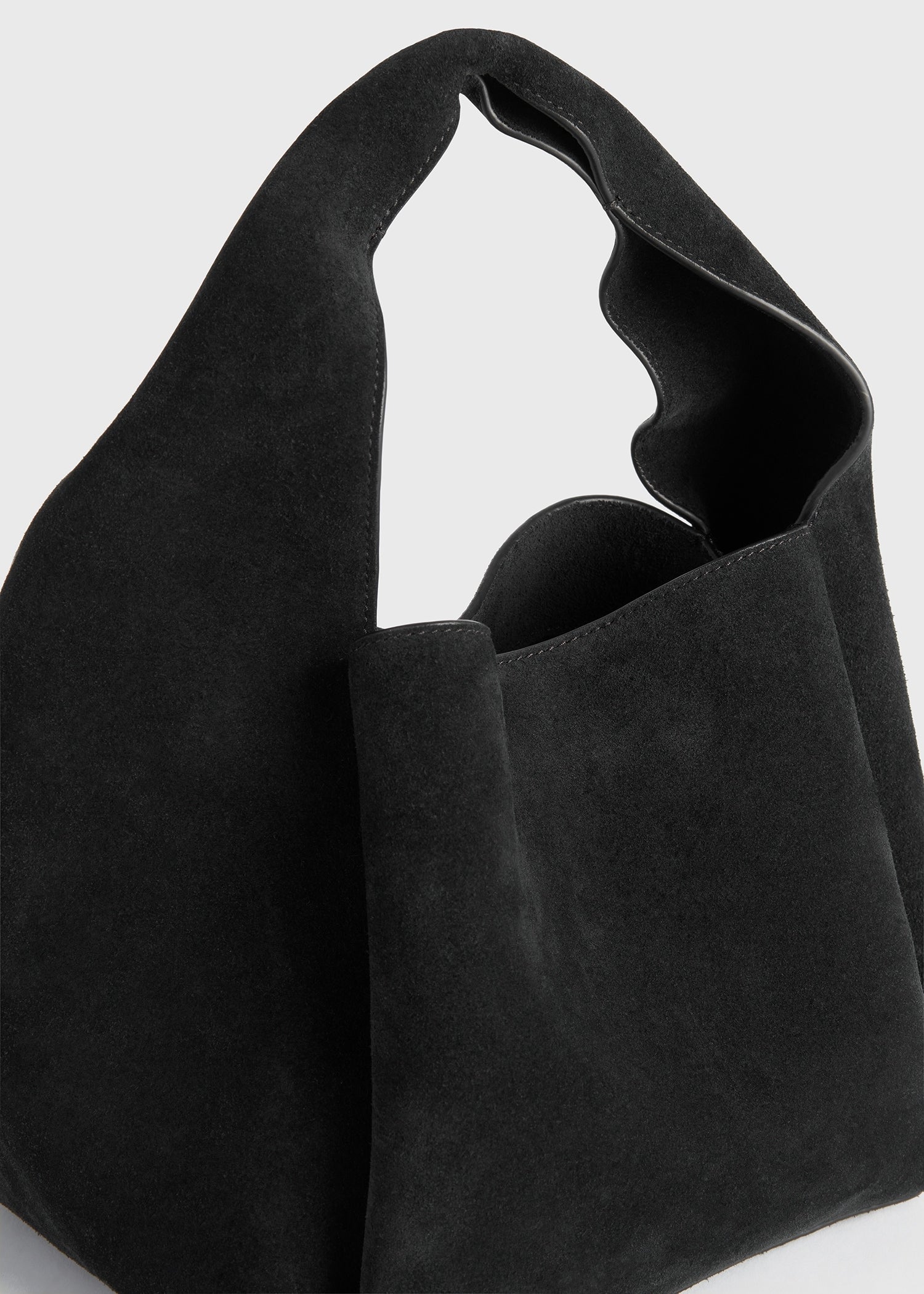 Suede bucket bag black – TOTEME